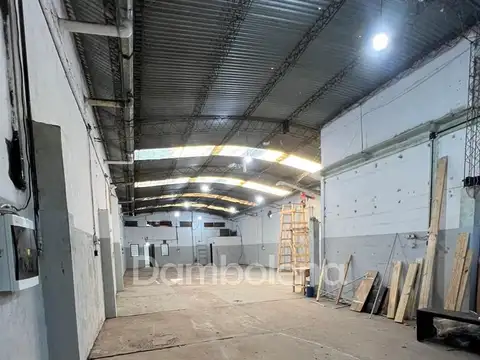 Depósito Galpón  en Venta Paso del Rey, Moreno