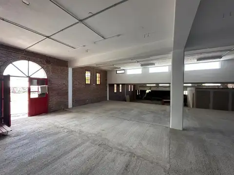 Local en Venta 35 años