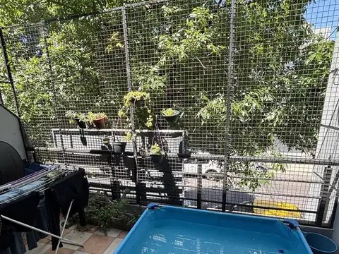 Depto Tipo Casa en Venta al Este