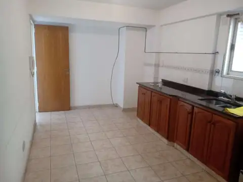 Emilio Mitre 3800, Piso 3