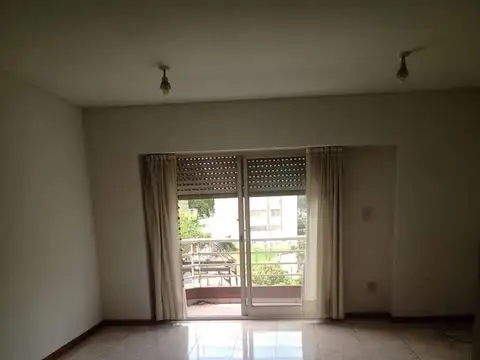 San Martín Centro: Departamento 3 ambientes