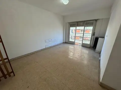 Independencia 1600, Piso 6