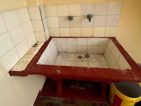 Depto Tipo Casa en Alquiler 50 años