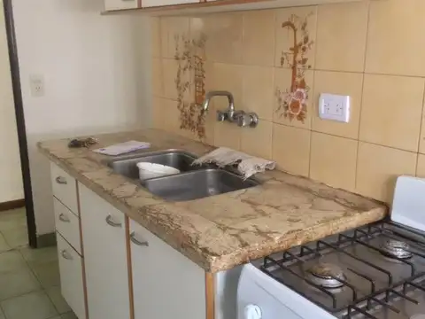 Departamento 3 ambientes con 1 baño