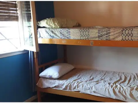 Casa de 5 ambientes en Francisco Alvarez - Ideal 2 familias