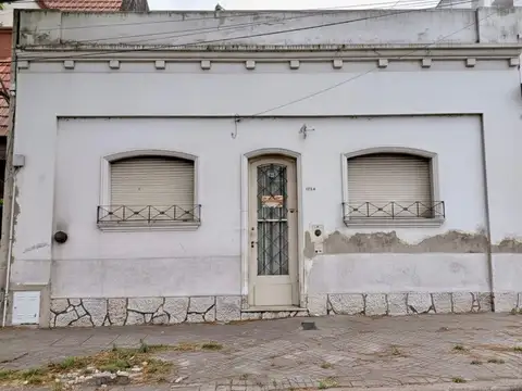 CASA 2 DORMITORIOS ARROYITO RIO