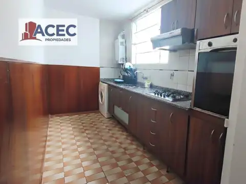 Cochabamba  100 -  Piso 2º Dpto B