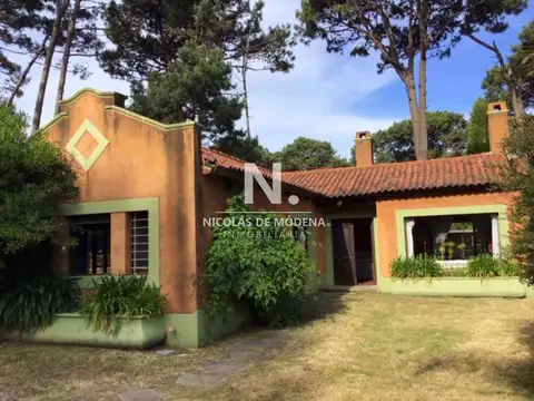 Esplendida vivienda en Altos de Montoya