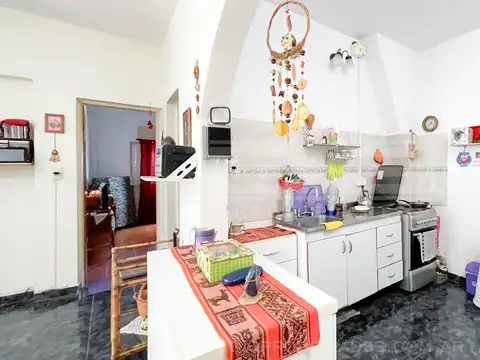 Casa 2 ambientes con 1 baño