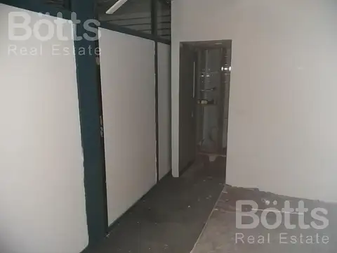 Oficina en Venta 60 años