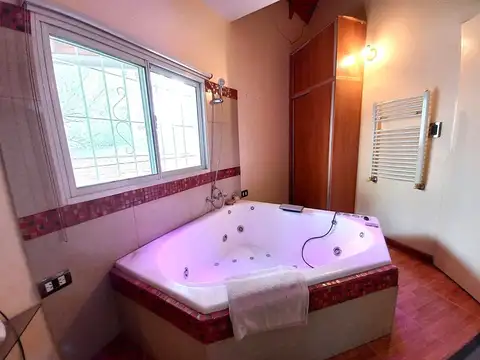 VENTA CASA 3 DOR 3 BÑS OPORTUNIDAD DE PERMUTA