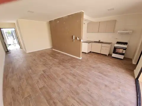 Depto Tipo Casa en Venta de 1 dormitorio