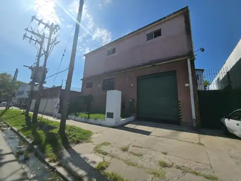 Galpon en Venta 60  mts Fondo