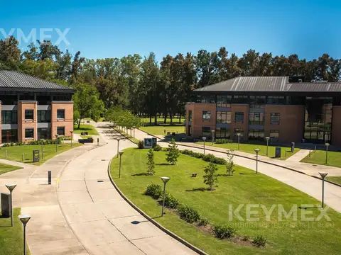 Alquiler Oficina 150m2 | con 1 Cochera | Parque Austral Km 50