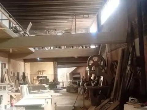 Galpón en venta - Oficinas - Local - 420Mts2 - Lomas de Zamora