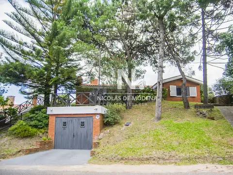 Muy linda casa en venta, ideal para vivir todo el año 