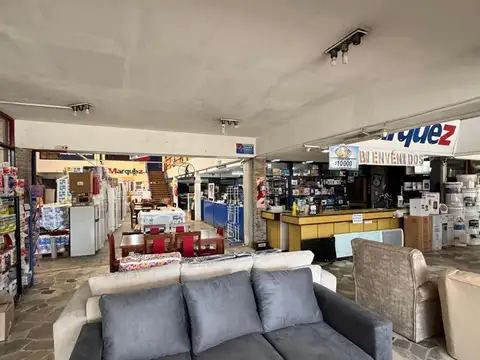 Avenida Brigadier General Juan Manuel de Rosas 5100