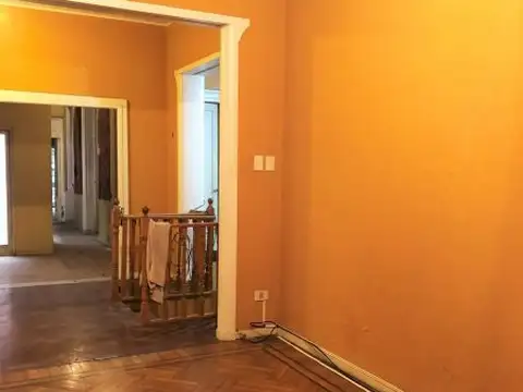 Depto Tipo Casa en Venta en Flores, USD 350.000