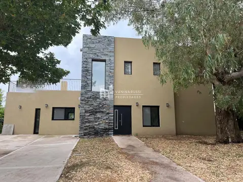 Casa en venta Haras Santa María - Eucaliptus