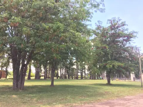 Terreno en Venta en Lobos Country Club, USD 30.000