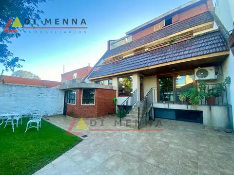 Venta Casa Chalet Caseros Moderna Fondo 400 m2