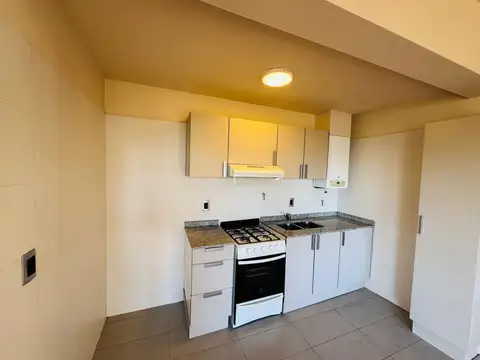 Departamento en Alquiler con 1 cocheras