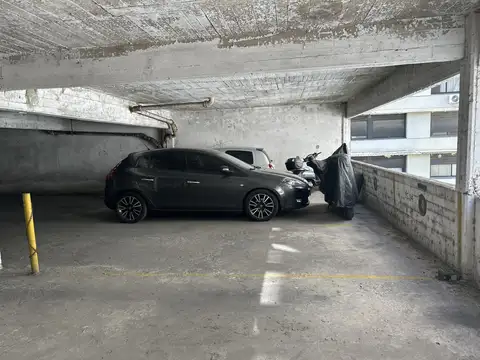 Venta - Unidad de Cochera - 1º de Mayo al 900 - Centro Rosario