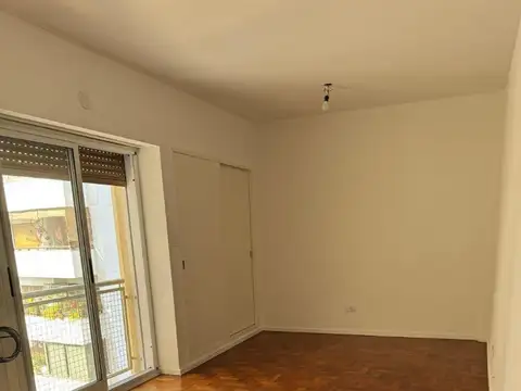 Monoambiente Muy Luminoso con Cocina Independiente en Núñez