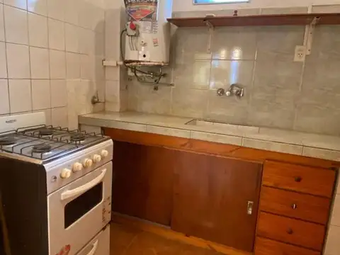 Departamento en Alquiler en La Plata, $ 300.000