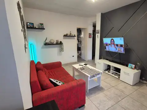 GUAMINI 2000, Piso PB