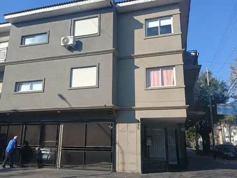 Departamento 2 ambientes con cochera