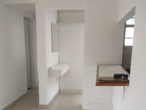 SE ALQUILA DPTO DOS AMB. CON BALCON AL FRENTE