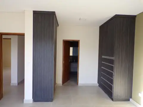 Venta casa B° Las Retamas Maipú