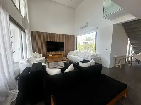 Casa en Venta al Noroeste