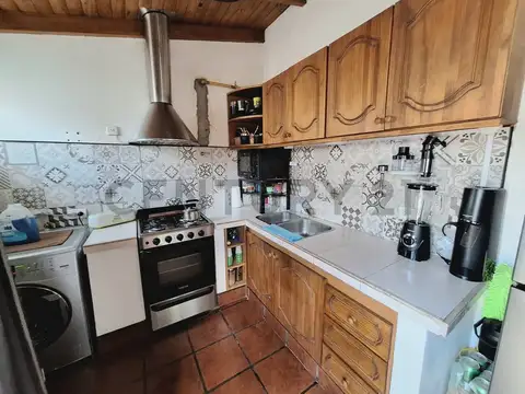 Casa 3 ambientes con 2 baños