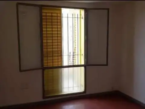 Depto Tipo Casa en Venta al Este