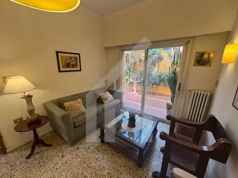 Depto Tipo Casa en Venta 50 años