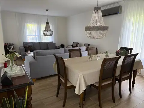 Casa en Venta de 5 dormitorios