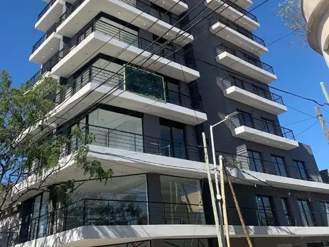 DTO. A ESTRENAR 1 AMB. H.YRIGOYEN1301