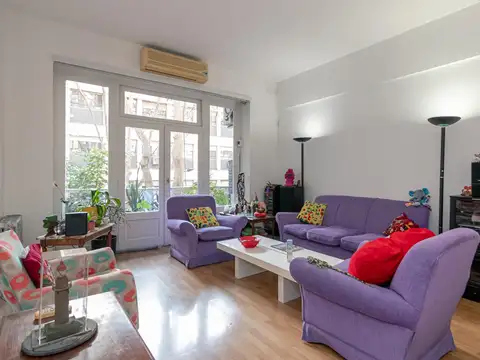 Venta Departamento 3 ambientes, dependencia de servicio, cochera. Palermo
