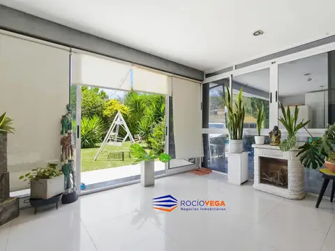 Casa en Venta con 7 cocheras