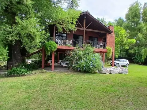 Casa 5 ambientes con 2 baños