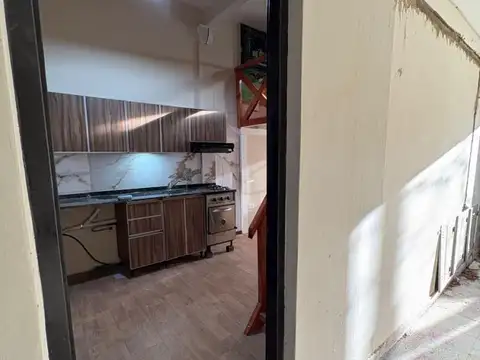 Depto Tipo Casa en Alquiler de 2 ambientes