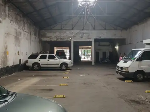 Galpon en Alquiler en Berazategui, USD 2.500