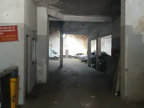 Galpon en Alquiler 14  mts Frente