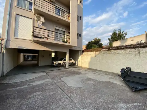 Cochera - S.Fer.-Vias/Centro