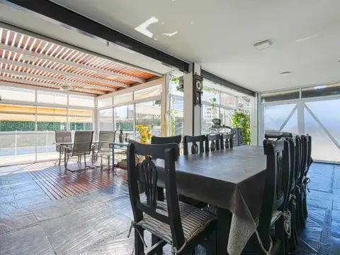 Casa 4 ambientes con 3 baños