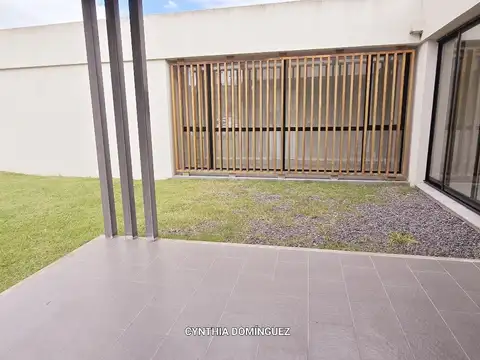 Casa en Venta en Countries y Barrios Cerrados en La Plata, $ 170.000