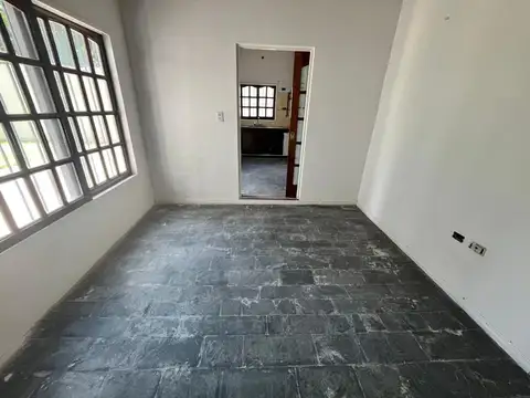 Casa en Alquiler con 1 cochera