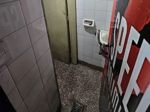 Local en Alquiler Via Púb.